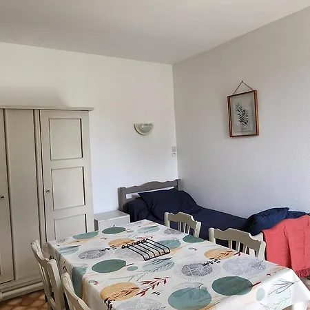 Confortable Entre Centre-ville Et Thermes Avec Wifi Apartamento